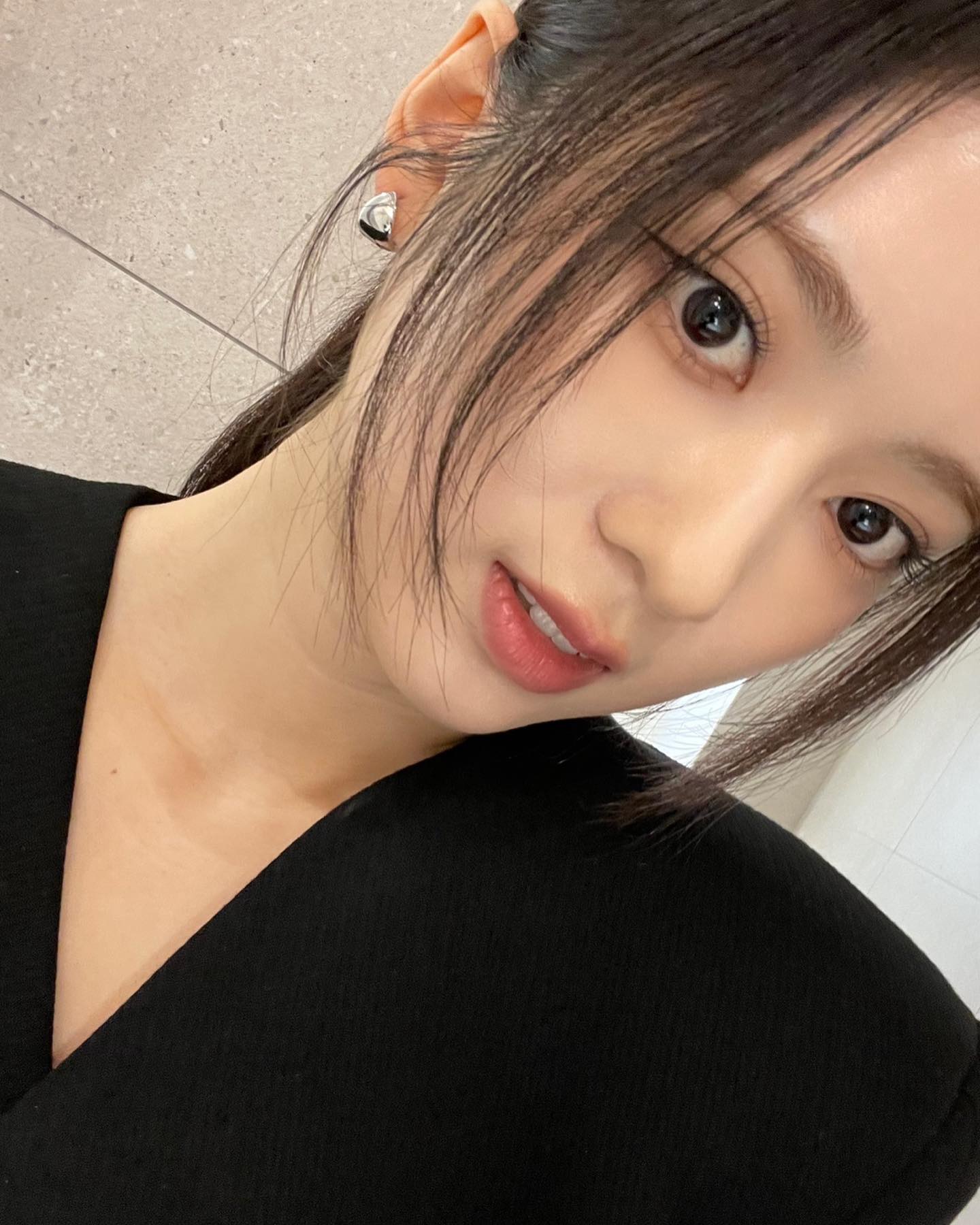 [#메이 #MAY] 블랙멩 🖤🩶

#CherryBullet #체리블렛