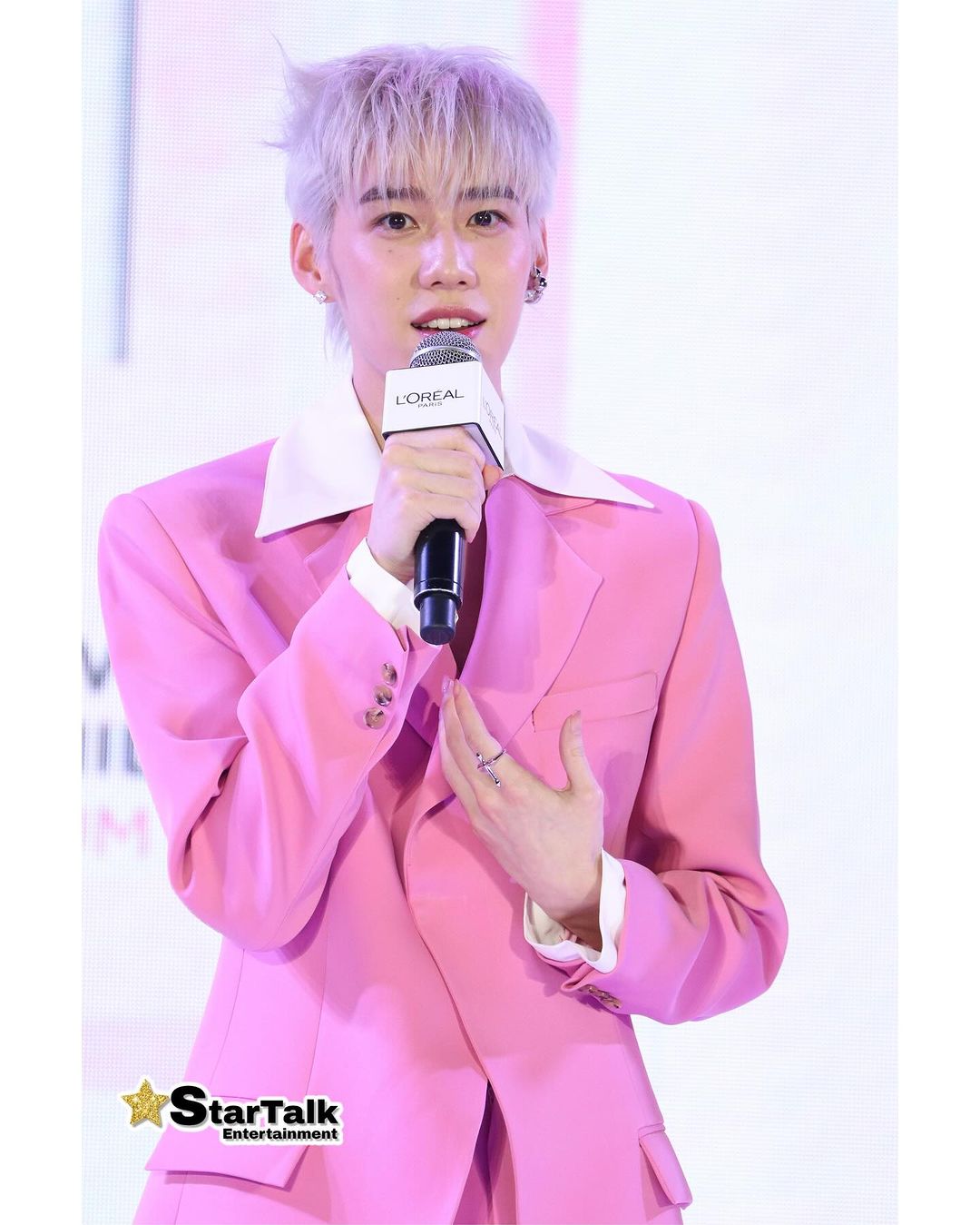 240117 @pp.kritt #LOrealGlycolicBrightXPP 相關更新
cr. 新聞圖

有貓貓耳朵的寶寶🥹🥹🥹

#BKPP #ppkritt #lovelypp 
#ppbillkin #billkinpp
#PPKritEntertainment
#bkpptheseries
#bkppproject
#itoldsunsetaboutyou
#ipromisedyouthemoon
#พีพี #พีพีกฤษฏ์ 
#บกพพ #บิวกิ้นพีพี #บิวกิ้นพีพี
#แปลรักฉันด้วยใจเธอ
#แปลรักฉันด้วยใจเธอpart2 
#以你的心诠释我的爱
#以你的心詮釋我的愛