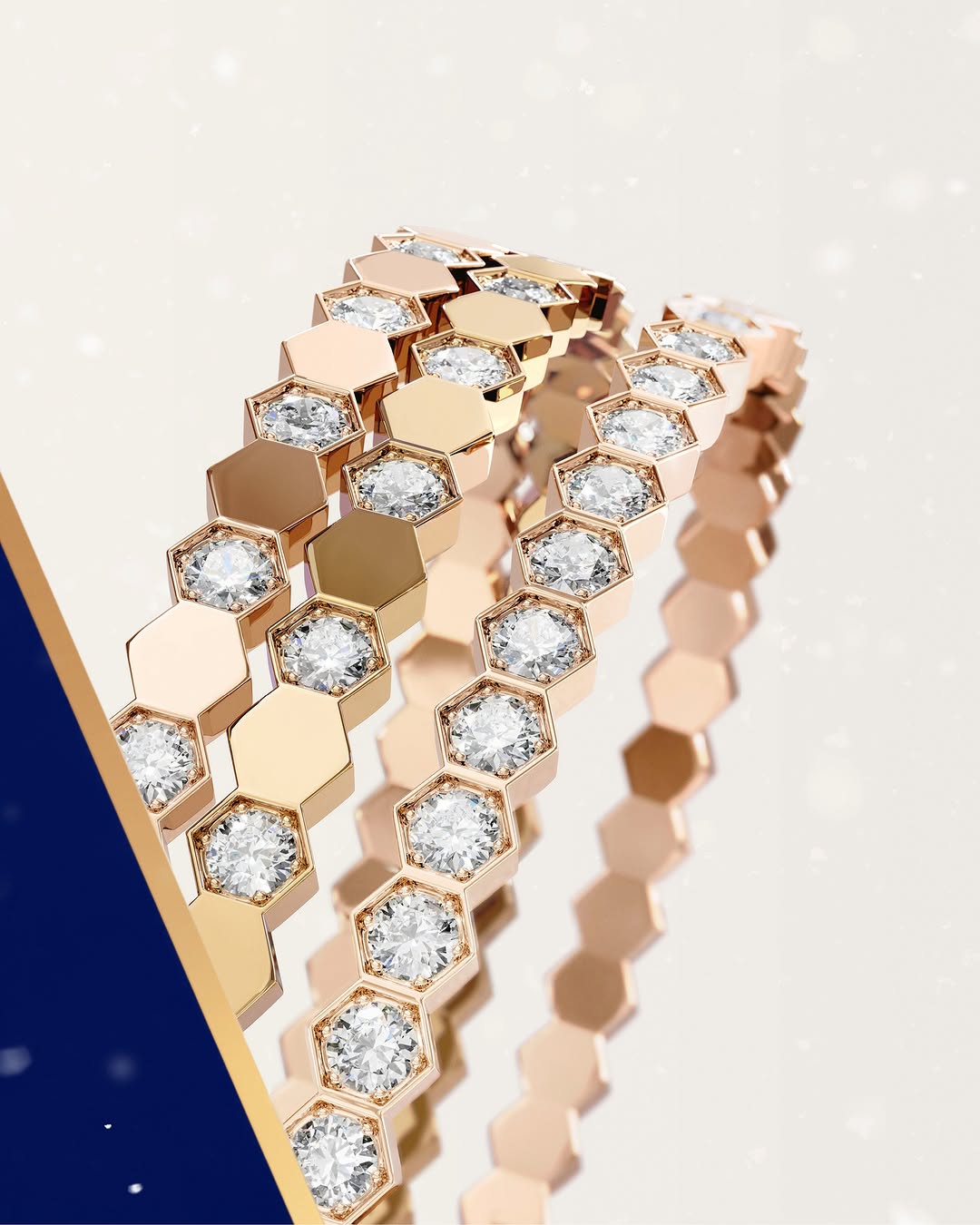 The hidden treasure awaits.⁣
Bee de Chaumet sparkle for those who dare to shine.

chaumet.com

#ChaumetCelebrates #BeedeChaumet #Chaumet