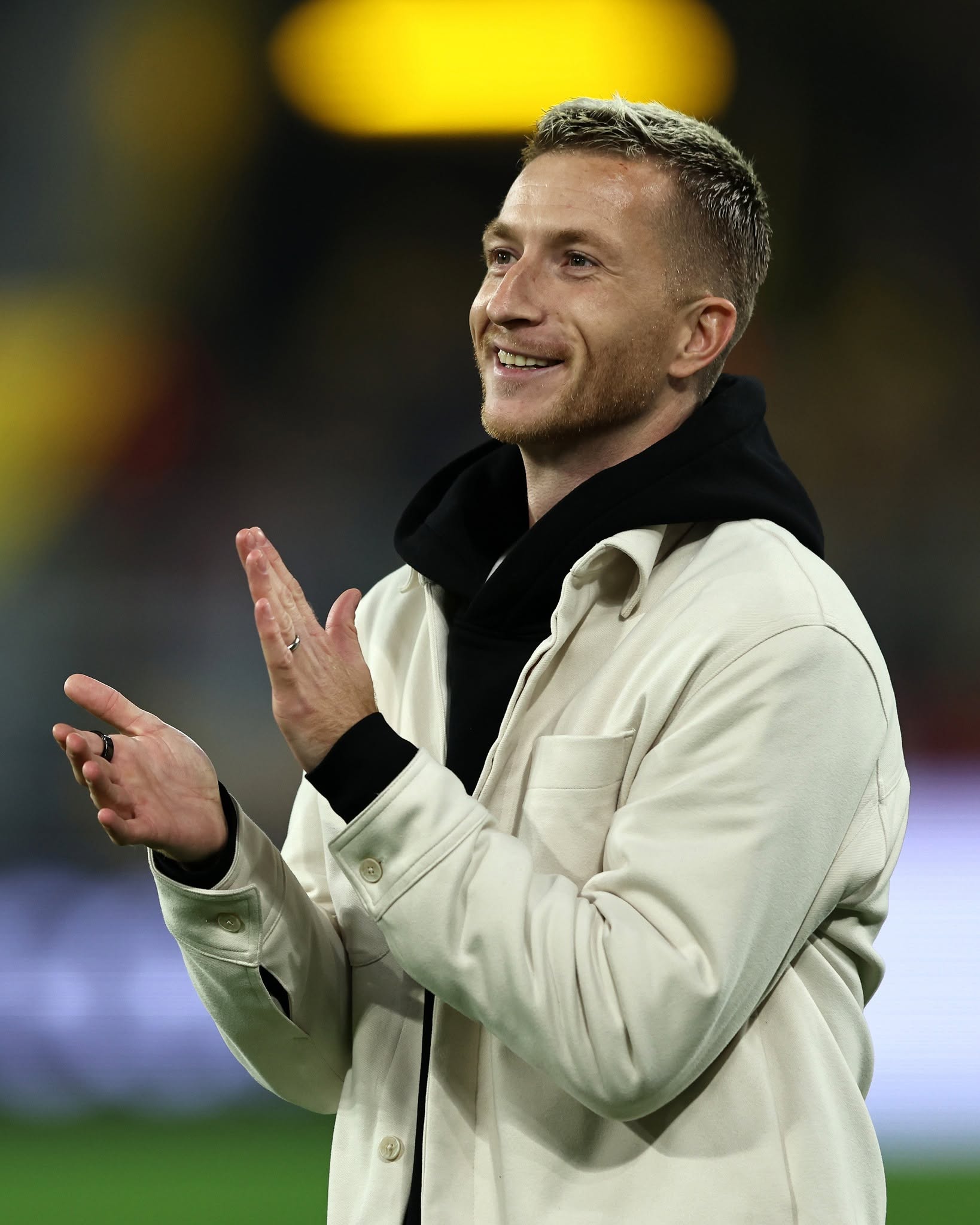 Things you love to see: @Marcinho11 back in Dortmund 💛

#Bundesliga | #BLinEurope | @BVB09 | @ChampionsLeague