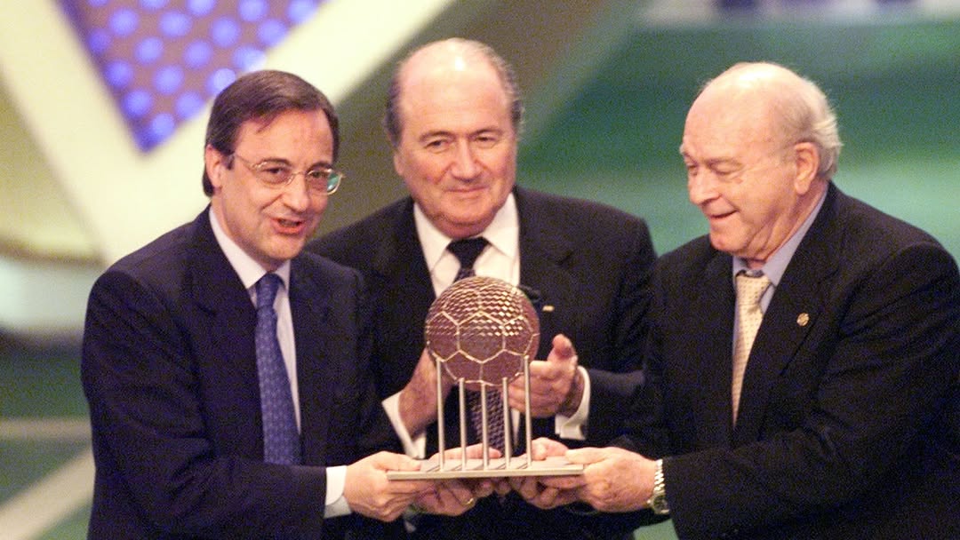 🔙 Real Madrid was crowned Best Club of the 20th Century 25 years ago.
🏆 Hace 25 años el Real Madrid fue elegido Mejor Club del Siglo XX.
#RealFootball