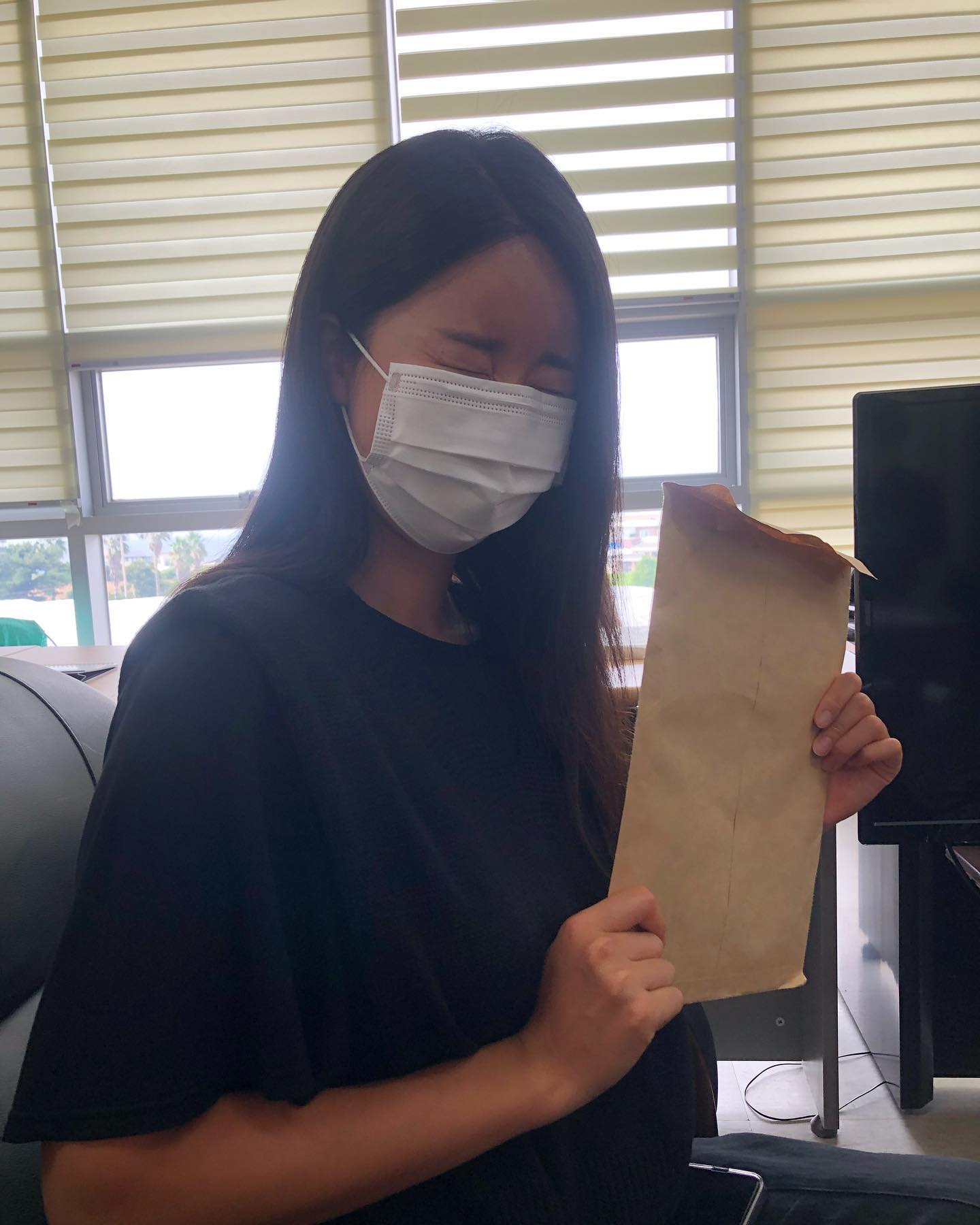 드디어 !!!!🌈
제주도 땅 계약했어요!!!!!
건축만하면 내집이 생긴다😭😭
곰탱아 보스야 쫌만 기다리레이!!!
가서 뛰놀자! 👙