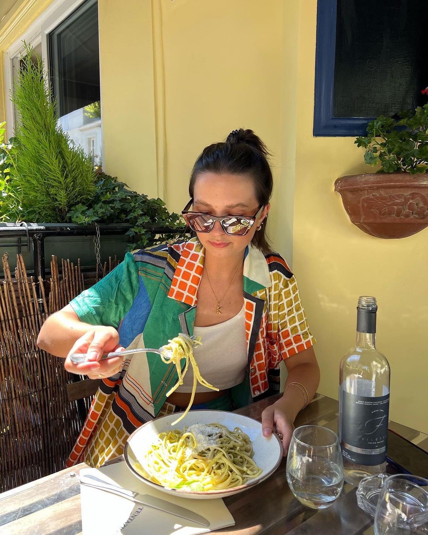 Please excuse us while we go eat pasta in the Elsie top. 

#effortlesslychic #revolve #resortlook