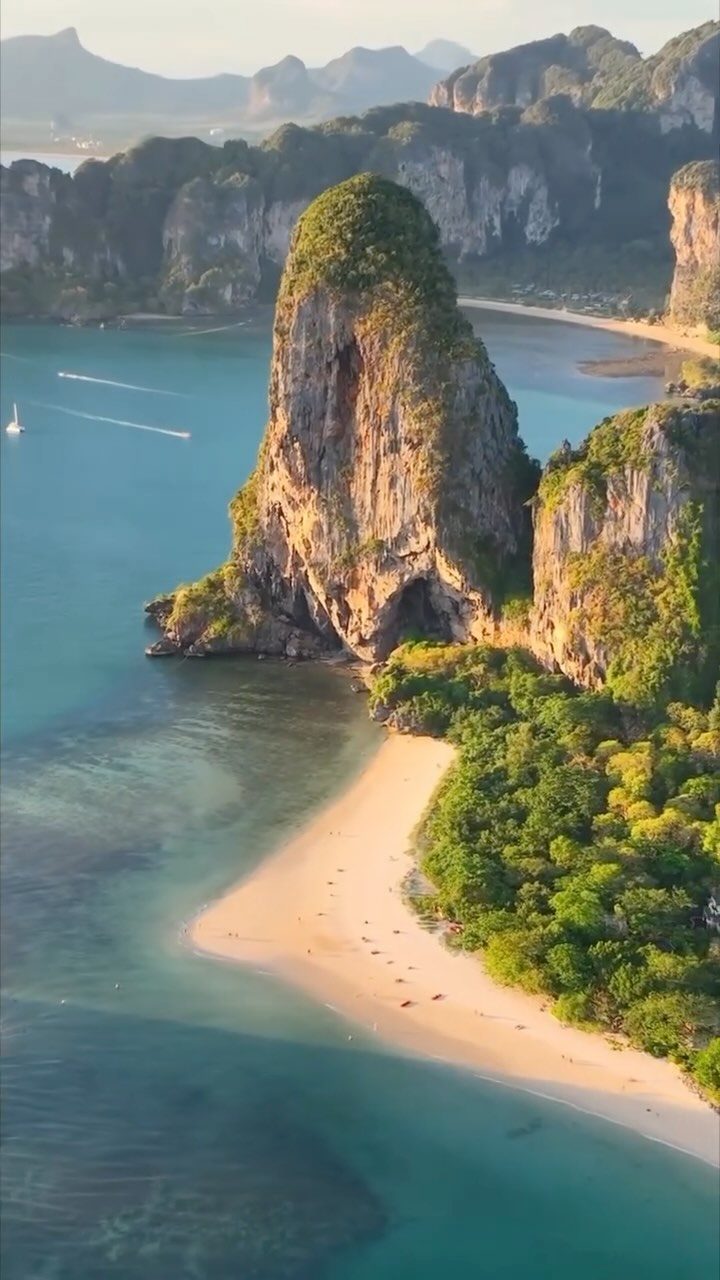 ประเทศไทยก้าวสู่ “ศูนย์กลางสุขภาพโลกก” !🌏💉
มาเยี่ยมชม Thailand Pavilion ที่งาน Expo 2025, Osaka, Kansai, Japan
วันที่ 13 เมษายน ถึง 13 ตุลาคม 2568🌟
#ThailandPavilion2025 #Expo2025 #WorldExpo2025