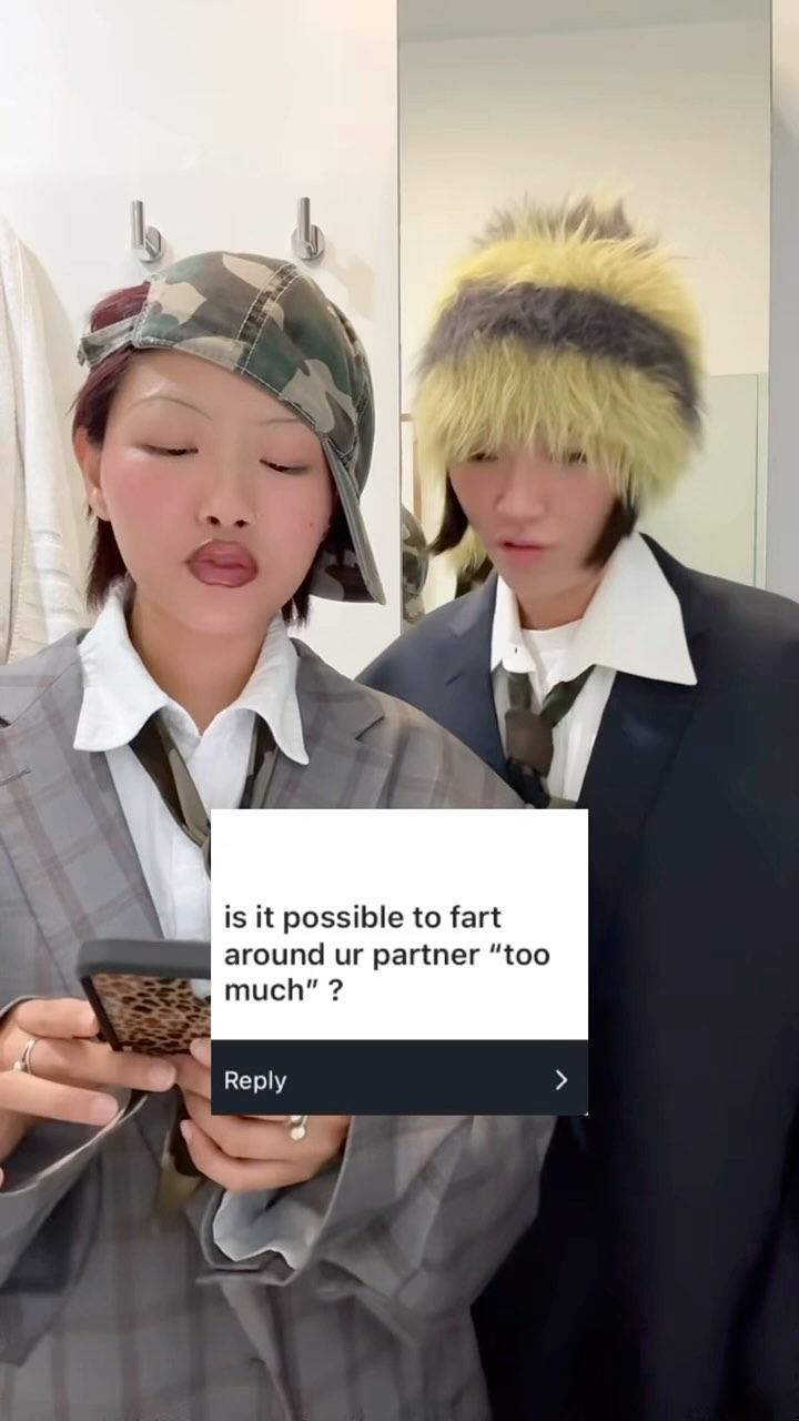 Free couples therapy coming up soon! no insurance needed that’s how we do it out here 🙏🏼