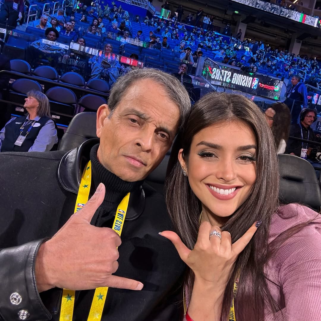 Super late ASW photo dump 🖤🏀🌟