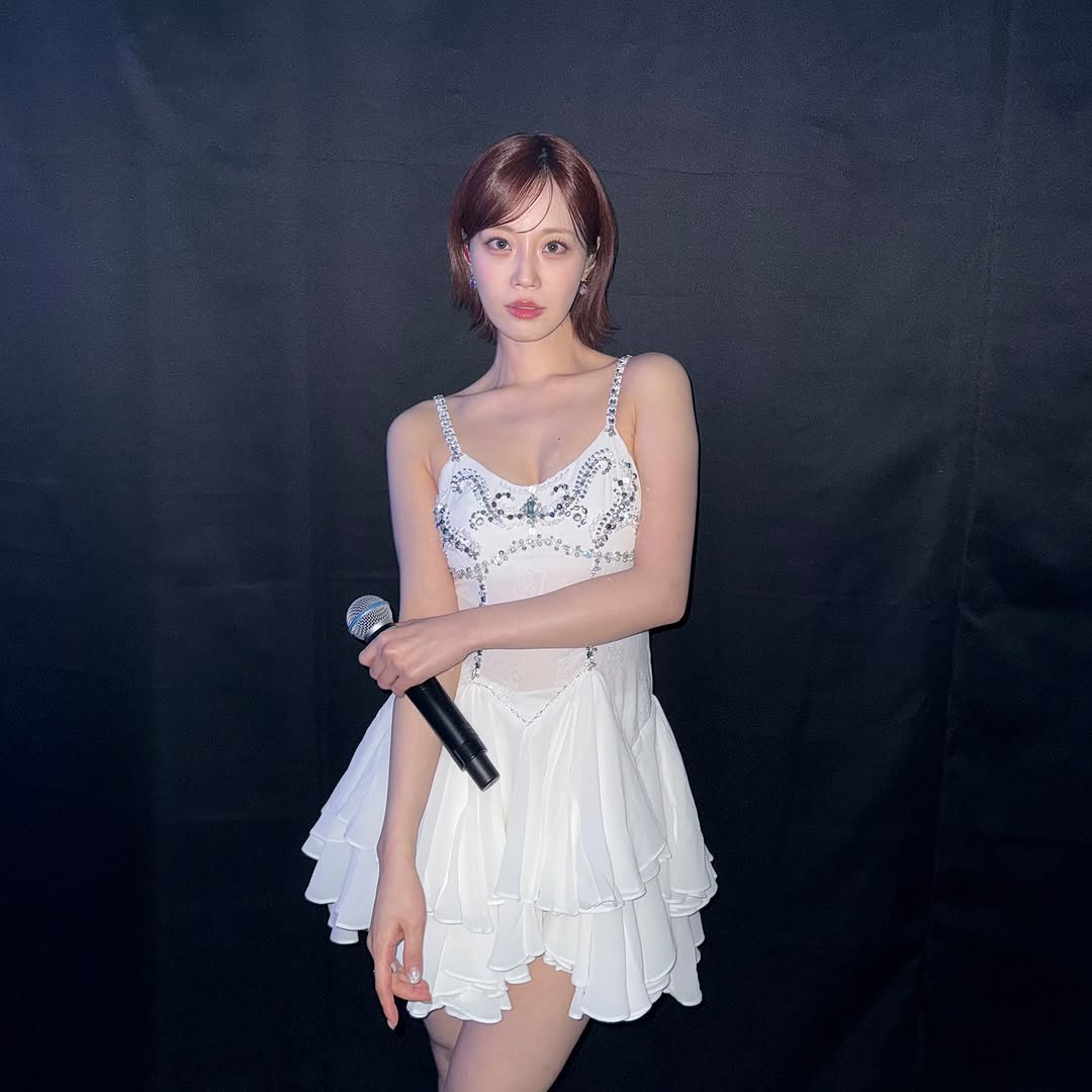 카라18주년축하해 카밀리아도축하해🎂