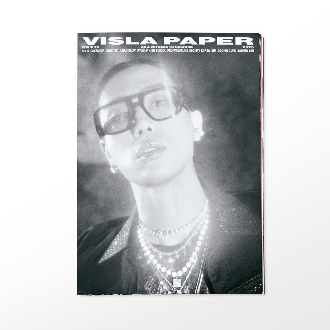 the cover @vislamag 
by @less_photo @wholes 
with @hjj_yun @kwakwhaski 
cop a copy now !!