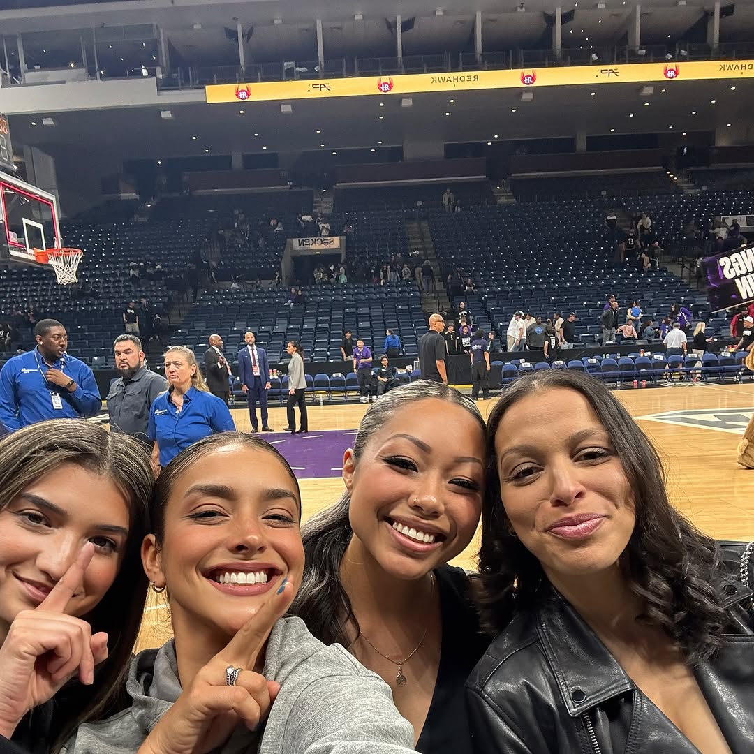 209 🖤 Forever! One more for the 💍