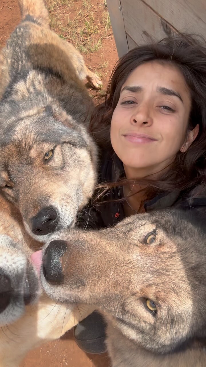 Just in my happiest place 🖤🐺🌎 @womenforwolves