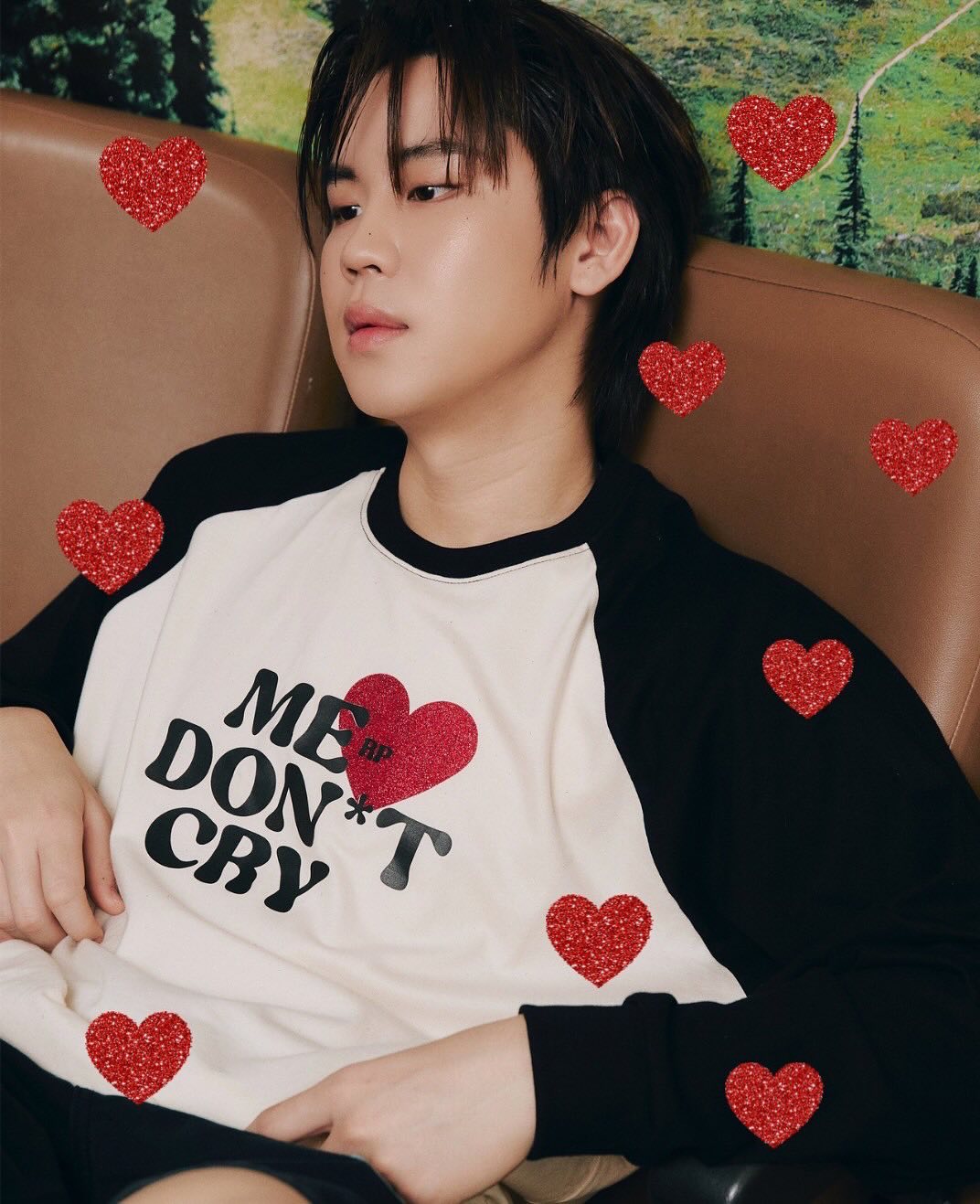 ”In MERPCLUB we don‘t cry BLACK long sleeve“ ❤️
PRICE : 1290 THB
only on Line Shopping (@merpclub)
and only for pick up at the ”LOVE OUT LOUD FAN FEST 2025: LOVEMOSPHERE“☁️
📍IMPACT ARENA ,MUANG THONG THANI