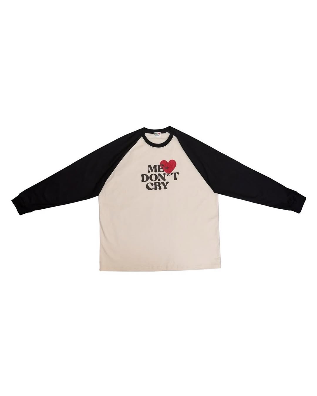 ” In MERPCLUB we don‘t cry BLACK long sleeve “ ❤️
PRICE : 1290 THB
only on Line Shopping (@merpclub)
and only for pick up at the ”LOVE OUT LOUD FAN FEST 2025: LOVEMOSPHERE“☁️
📍IMPACT ARENA ,MUANG THONG THANI