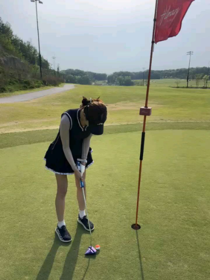 깨방정. 까불랑

#힐마루포천cc #이글