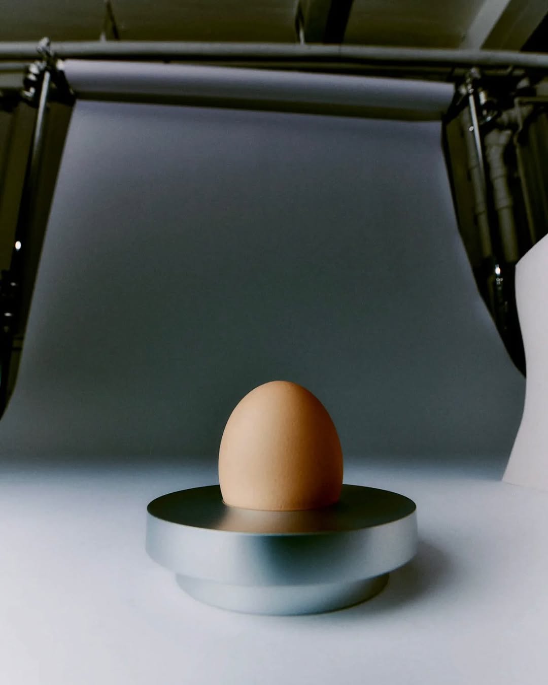 In the chaos of building something from scratch, curation has become my calm. Sometimes we find a piece and just think — yes, this is it. Here’s a few of those moments @theoblist 🤍

Featuring Service Project, Minimat, Natalia Criado, Eloi Schultz, Rooms Studio, The Reliquary, Panoramma, Studio Osklo, Jean Jacques Argueyrolles, Touch With Eyes, Curtis Bloxsidge, Agustina Ros x Pia Glasswork, Known Work and Lemon