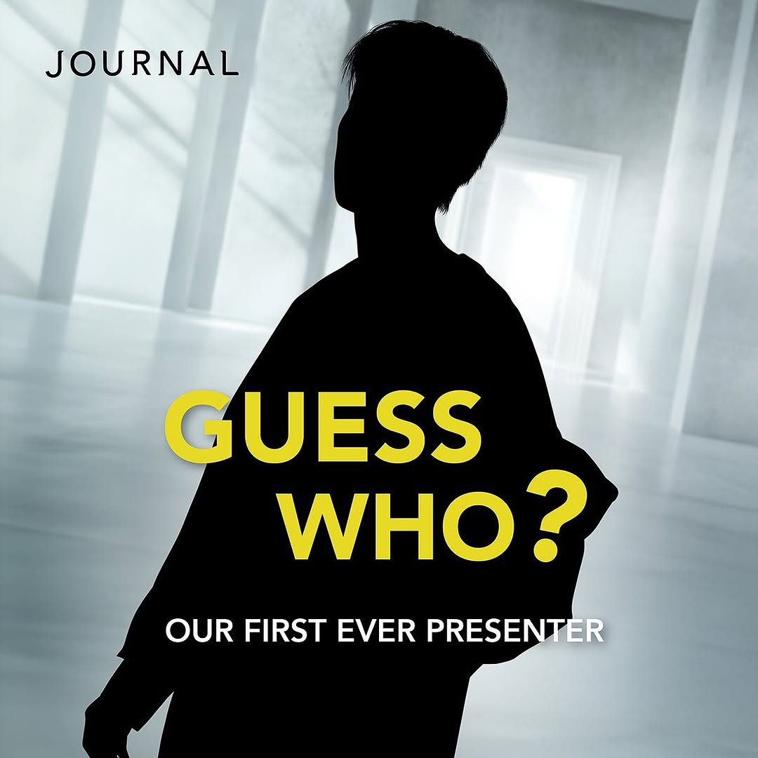 GUESS WHO ?
ครั้งนี้ JOURNAL จัดเต็ม! ​เปิดตัวพรีเซ็นเตอร์คนแรกที่มีแรงดึงดูดเกินต้าน ​

แค่เห็นก็แทบเดาได้...ใครคิดว่าใช่ ใส่ชื่อไว้ในคอมเมนต์เลย​

#JournalBodyOil ​
#MagneticAttraction ​
#ผิวนุ่มหอมพลังดึงดูดสูง