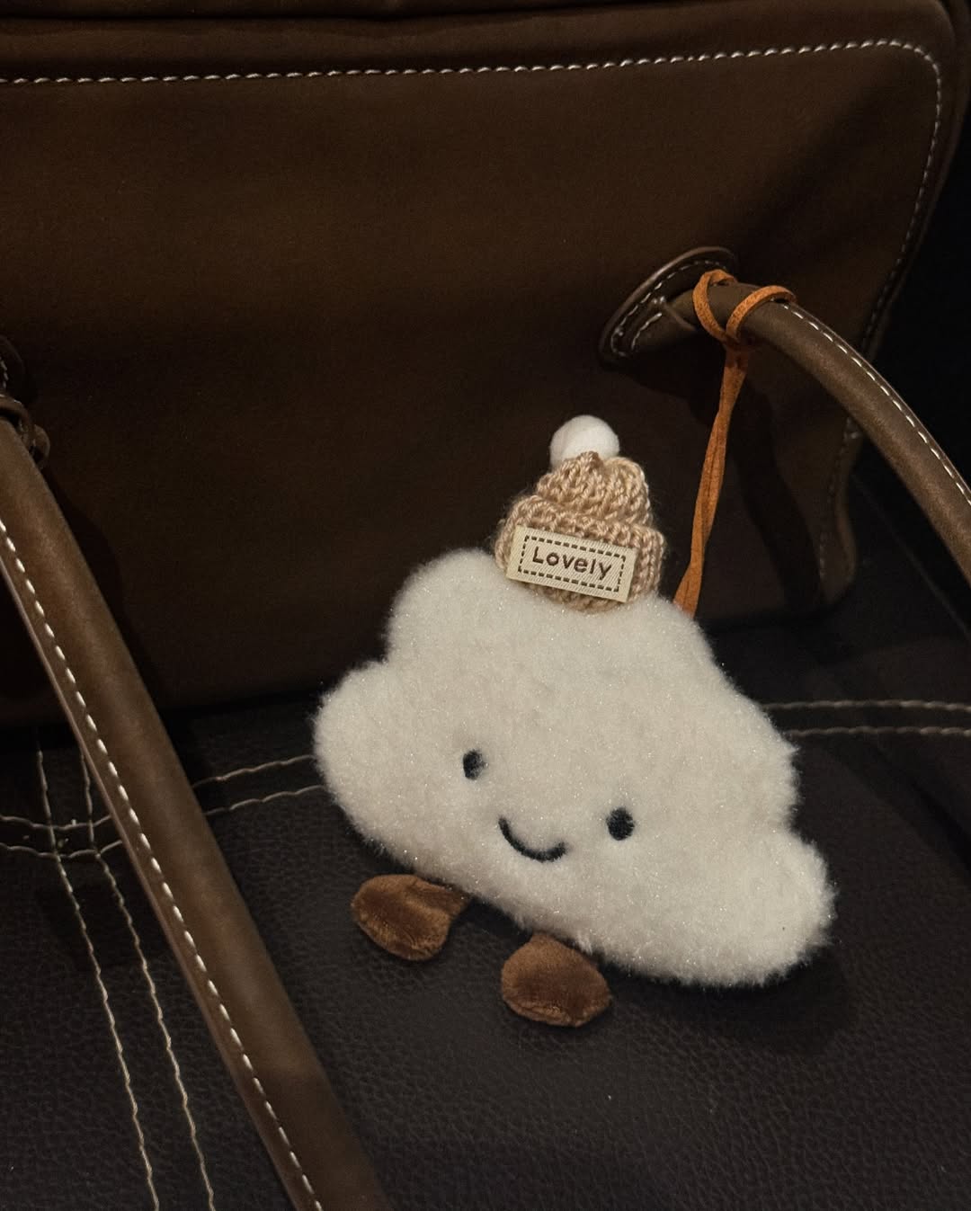 lovely 🌨️ 
isn’t it about to rain ☔️ 

#atomapcy #konkonbabe