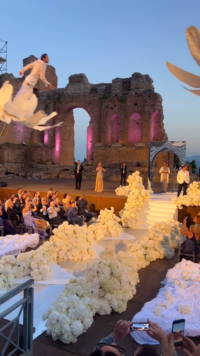 Watching my best friend of 11 years say ‘I do’ in Sicily’s ancient theater was pure magic — a moment I’ll forever hold in my heart. 🇮🇹 @its.nikko 
#sicily #Taormina #whitelotus