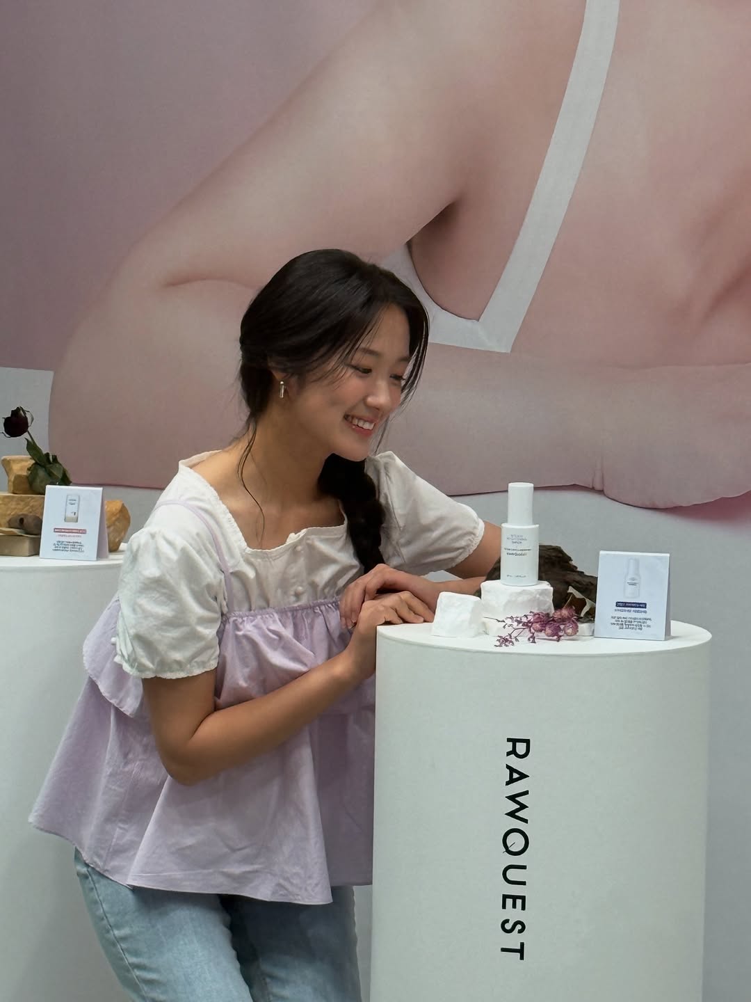 로우퀘스트 덕분에 혜피했습니다🫶🏻
다시 한번 와주신 분들 너무 감사하고
로우퀘스트 고마워요🥰
#로우퀘스트 @rawquest_official