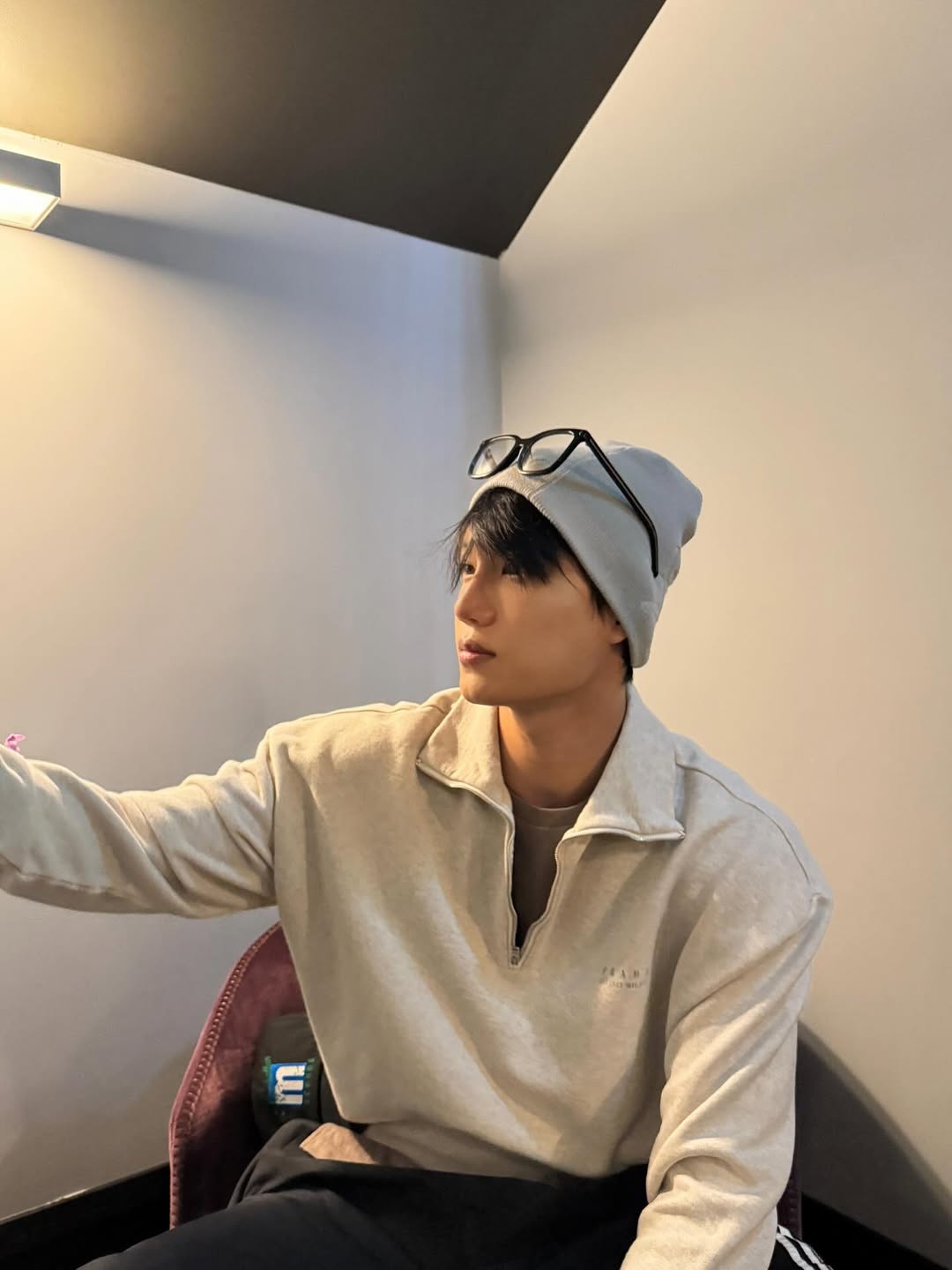 😬
#PradaSS26 #MiucciaPrada #RafSimons @prada