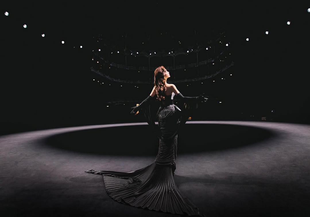 @robertwun 么么哒😘