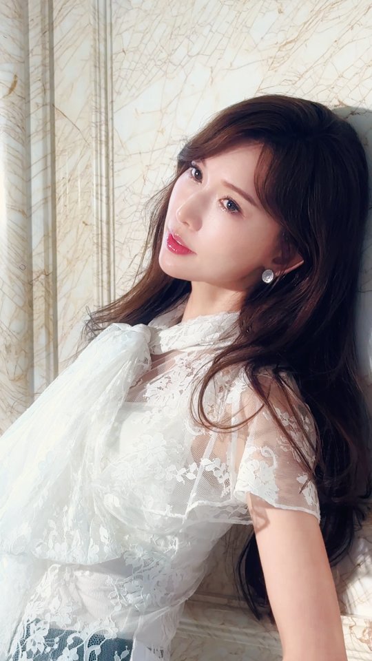 很鬆弛，很慵懶；不是偷懶，也不是放任；而是一種很愉悅的溫柔感❤️ 很美好的一個週末❤️ 希望你也是❤️