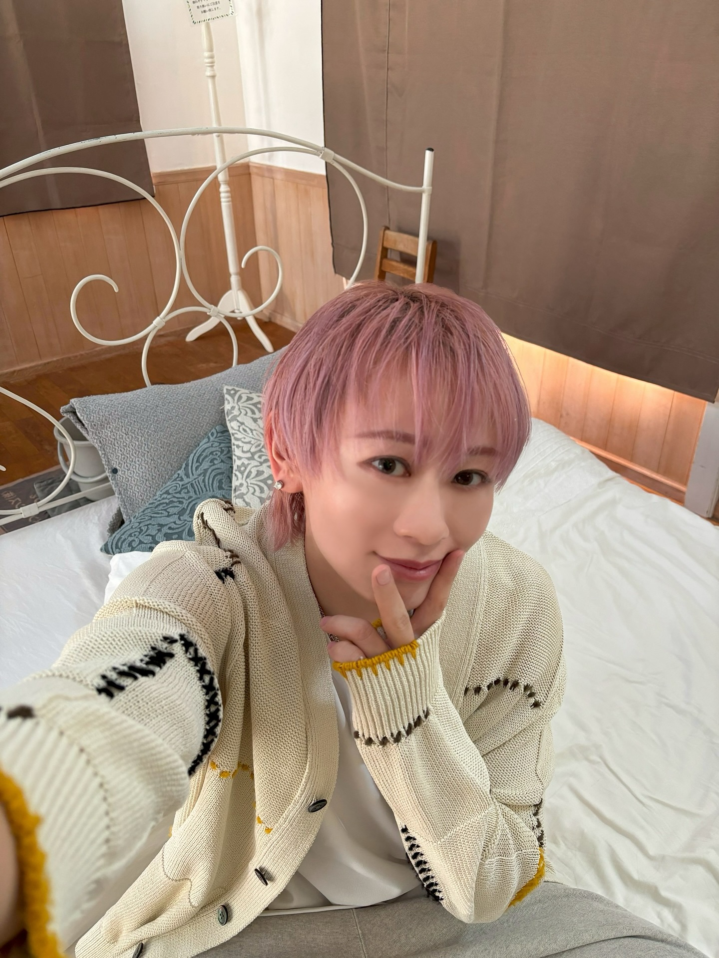 Qoo10メガ割で
パーフェクトワンフォーカスとせぶいれがコラボ中！！

コラボページから商品を購入すると
数量限定でバーム2個セットにつき3枚、
せぶいれとの同居生活をコンセプトにした今回限定トレーディングカードが付いてくるみたい🙄。。。

サイン入りカードもあるかもよ🙆✨✨

メガ割実施期間中は
約20%オフで購入できるのでチェックしてね✌️

第一弾： 9/1(月)11:00〜
第二弾： 9/7(日)11:00〜

#PR
#Qoo10メガ割パーフェクトワンフォーカス
#クレンジングバーム
#メガ割
#Qoo10