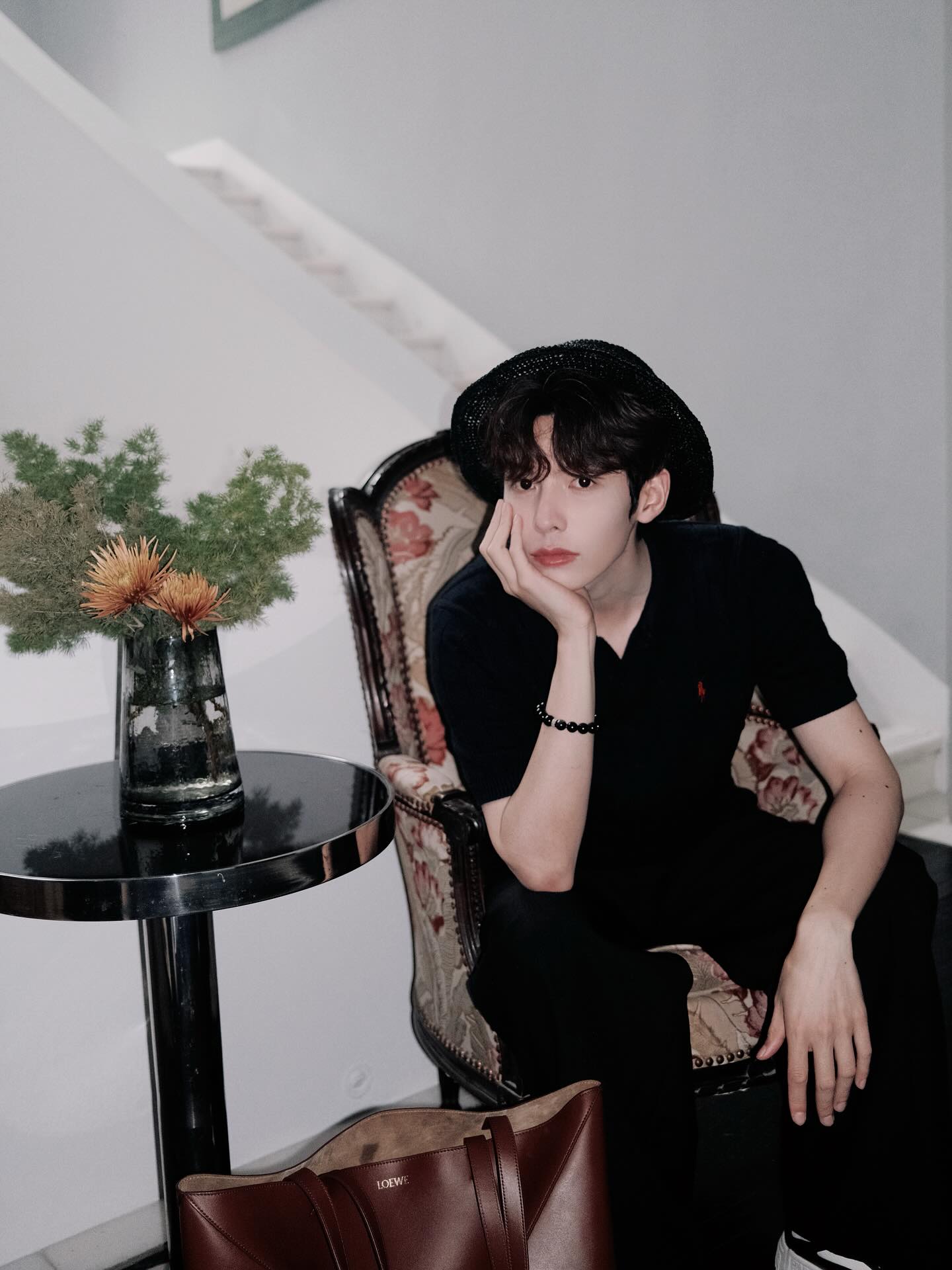 Hang out in my cool 🎩