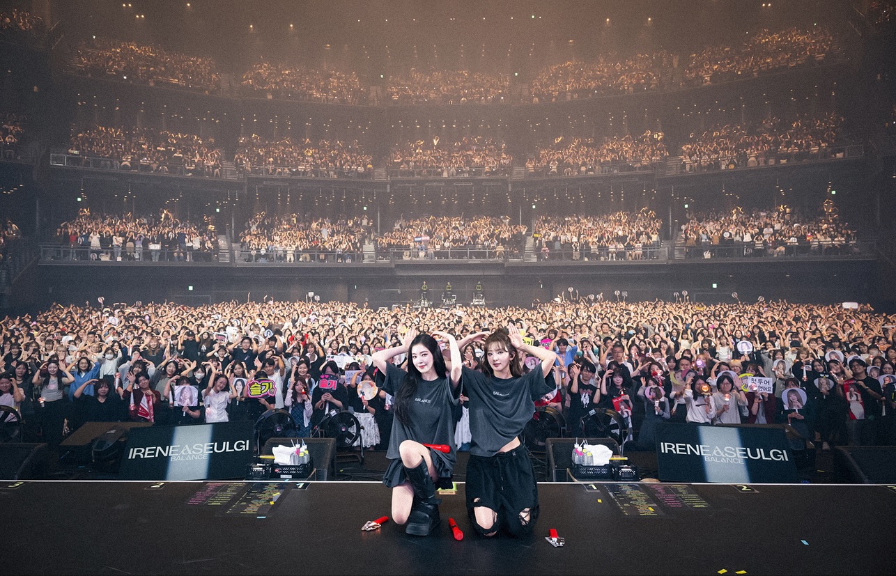 2025 IRENE & SEULGI CONCERT TOUR [ BALANCE ] in #TOKYO ❤️

#RedVelvet_IRENE_SEULGI
#레드벨벳_아이린_슬기 
#IRENE #아이린 @renebaebae 
#SEULGI #슬기 @hi_sseulgi 
#RedVelvet_IRENE_SEULGI_BALANCE
#RedVelvet_IRENE_SEULGI_CONCERT_TOUR