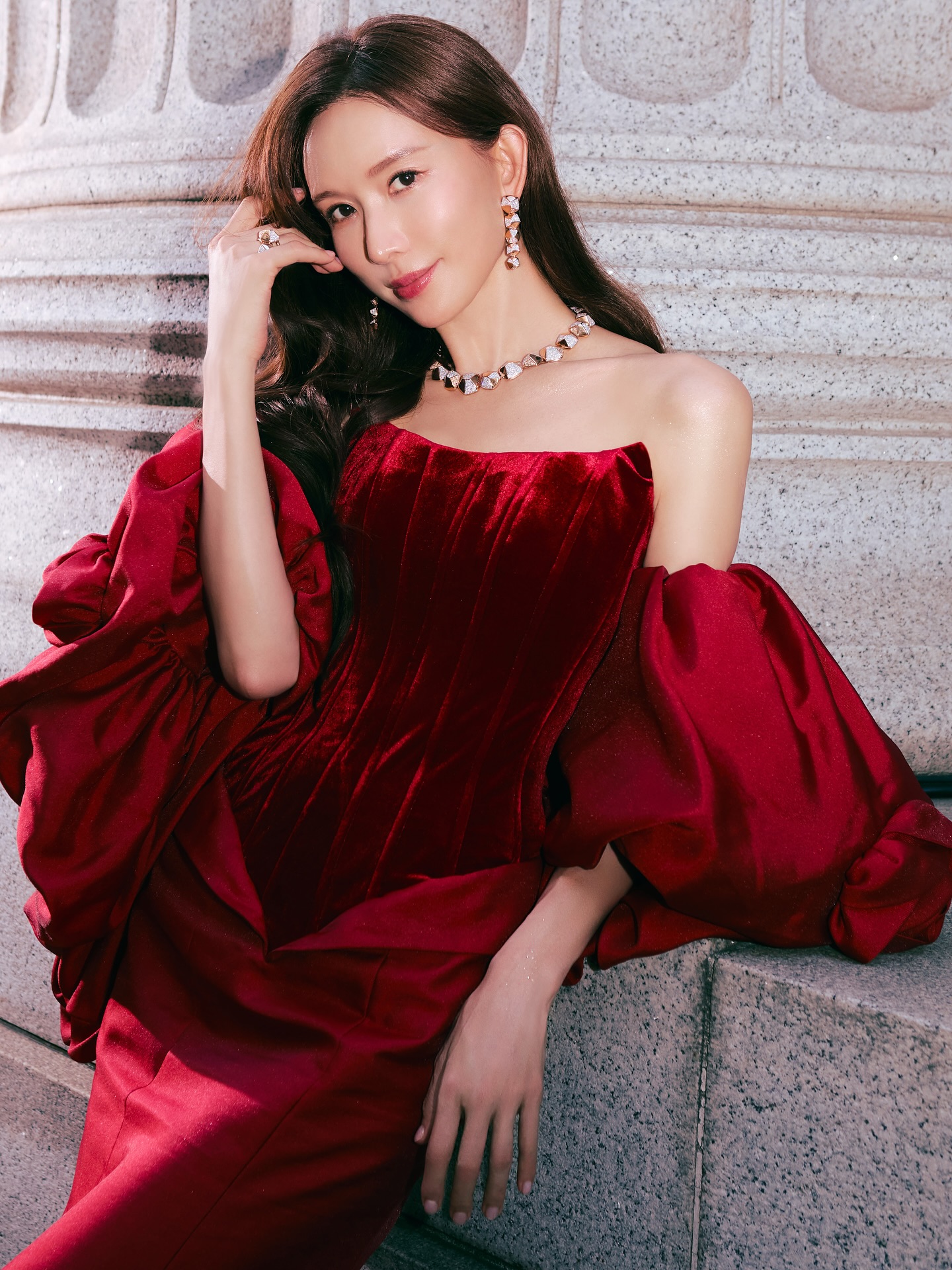 💎A brilliant day and a sparkling night, all because of you . thank you for the invitation 🥰 
Embrace every moment of yourself . Those times when you shine like a star , and also embrace your weakness .
@pomellato