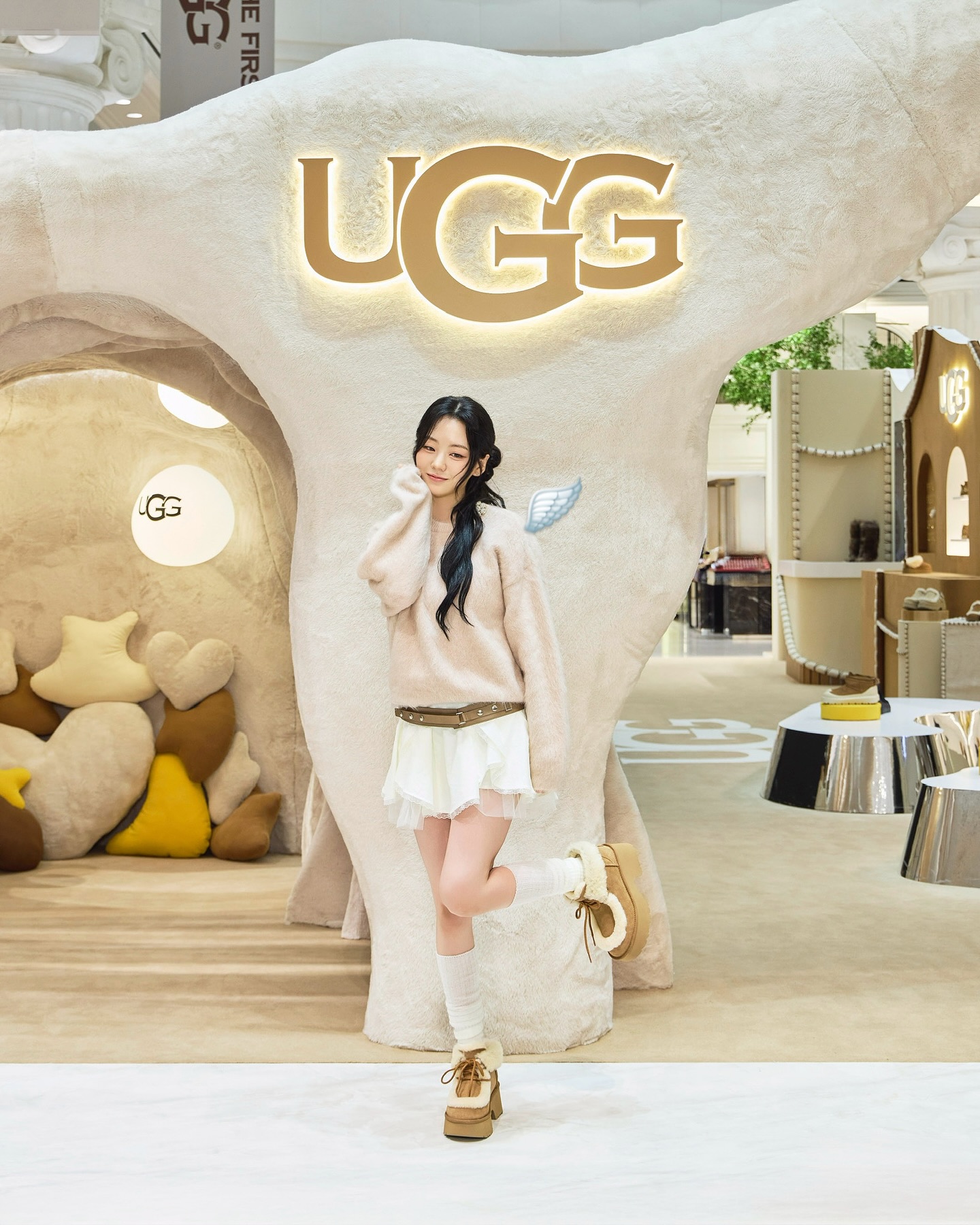 #UGG 를 신으면 소녀가 돼 ໒꒱*॰

@ugg_korea 
#광고 #어그 #어그신세계강남팝업