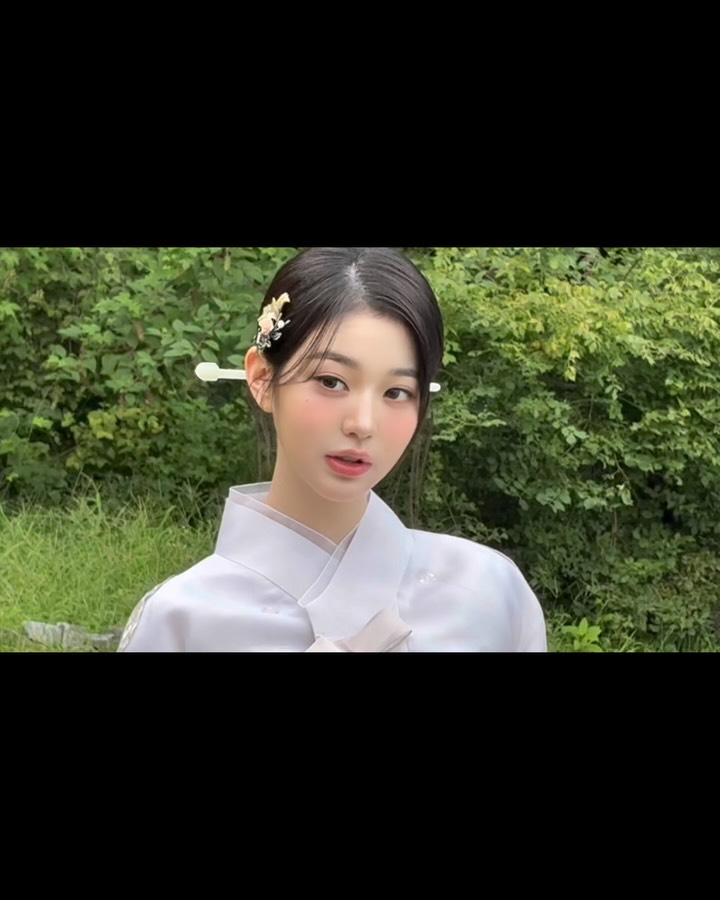 💐🌸🌷🌼🤍✨