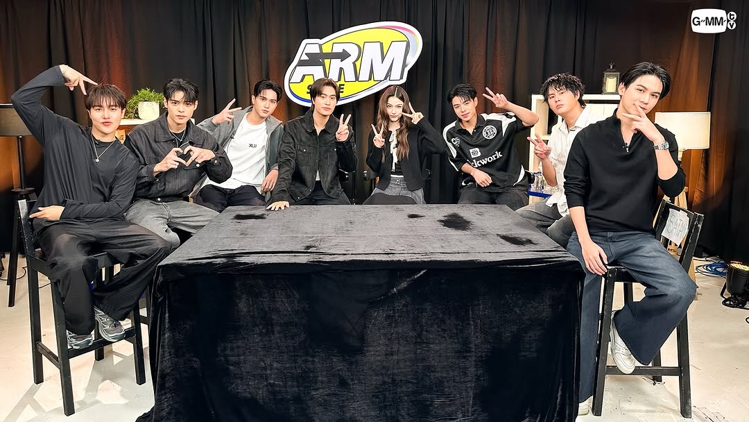 #ARMSHARE Special Live วันนี้มาแล้ววว มาให้กำลังใจพวกเราเยอะๆ นะทุกคนนนน 🐺🐺

สามารถรับชมได้แล้วตอนนี้ : https://www.youtube.com/live/PWFe1KTaiPM?si=3H9pYlDeMes08OqJ

#ARMSHAREEP190
#ARMSHARExSummerDice
#ThatSummerSeries
#TheDarkDiceSeriesFinalEP