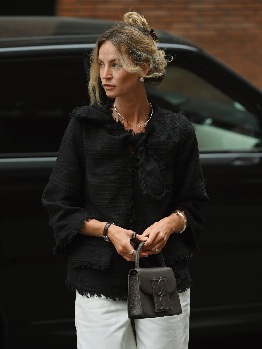 no matter how fast things move, I’ll stay true to my soul’s purpose here: to share my taste with you 🤎 #dailystyle