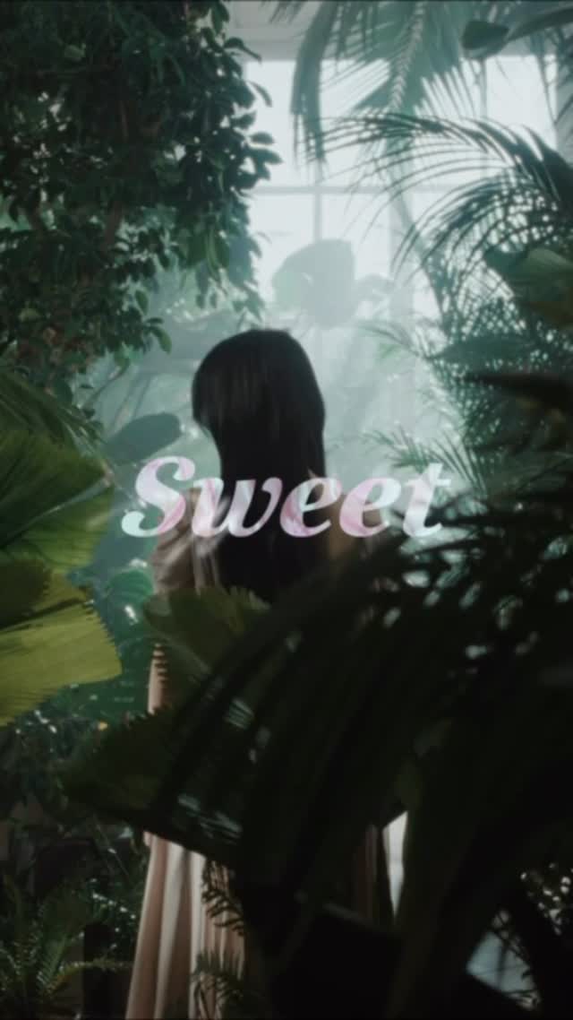 新カラコンブランド【MEVILAGE(メビラージュ)】のミューズに就任しました！

【MEVILAGE(メビラージュ)】は「女神のような美しさ」をコンセプトに、
瞳に 艶と色気を纏うブランドです。
ぜひたくさんの人に使ってみてほしいです！

これからたくさんのスペシャルなキャンペーンが
実施されますのでそちらもチェックしてみてください

@mevilage_official 
 #mevilage #メビラージュ  #sweet #カラコン #PR