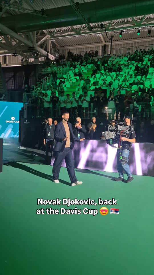 Novak Djokovic, in Bologna to honour his mentor, Niki Pilic 🫶

#DavisCup