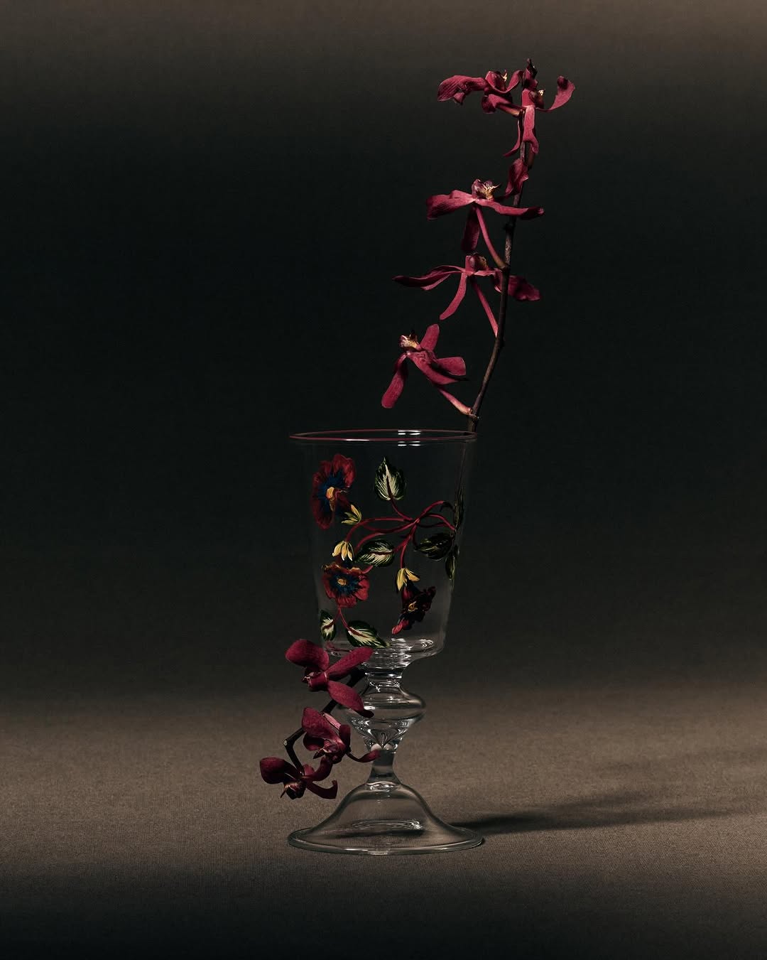 Named after the Paris neighborhood where Monsieur Dior lived and entertained, the Ranelagh collection by Cordelia de Castellane presents enchanting mouth-blown glassware pieces in a dazzling display of savoir-faire
In selected stores and on Dior.com
 
@CordeliadeCastellane