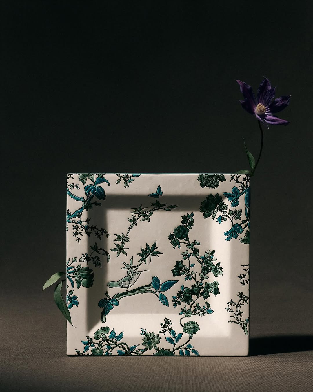 Dior Maison presents the Ranelagh collection by Cordelia de Castellane, inspired by the fresco in the founding couturier’s winter garden. Colorful depictions of flowering plants unfurl across a range of home and tableware in a display of exceptional savoir-faire 
 
Available in selected stores and on Dior.com
 
@CordeliadeCastellane