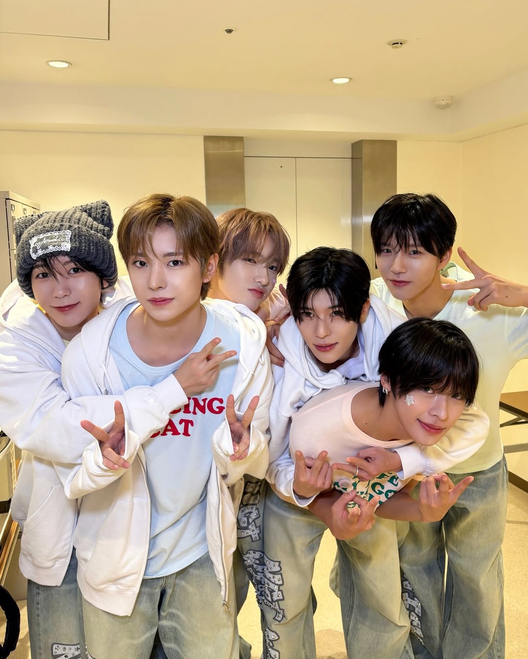 大阪2日目もすごい楽しかったでーす！😆今日が素敵な思い出として残ってくれたら嬉しいでーす😆家帰ってゆっくり休んでくださーい😆☺️おやすみー😴

오사카 둘째날도 너무 재미있었어요~~!😆오늘이 좋은추억으로 남았으면 좋겠네요~~!😆집가서 푹쉬세요~~😆☺️잘자요~~😴

#RYO 
#NCTWISH #INTOTHEWISH #OurWISH #OSAKA