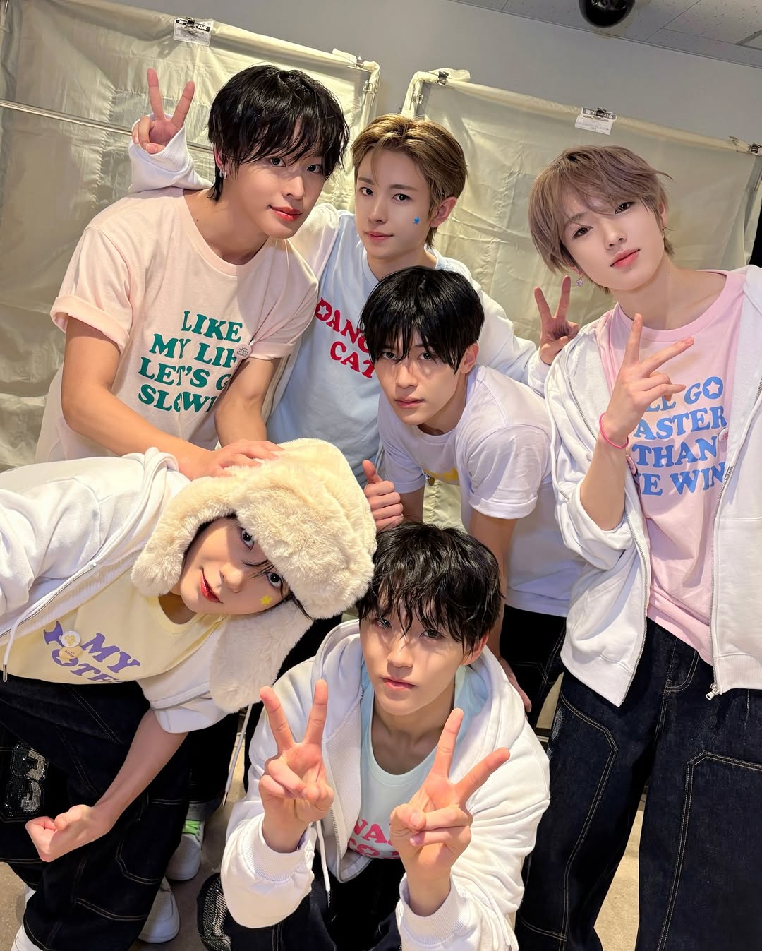 今日の大阪3日目まで、3日間会場を熱くしてくださってありがとうございます~🥰
プレデビューツアーの時とはまた違った感じがして、ずっと記憶に残ると思います!!! とてもとても楽しかったです(๑>◡<๑)
次の北海道公演もファイト🔥💪🏻
ほんますきやで💚

오늘 오사카 셋째 날까지 3일 동안 공연장을 뜨겁게 만들어주셔서 고마워요~🥰
프리데뷔 투어 때랑은 또 달라진 느낌을 받아서 오래 기억에 담아둘 수 있을 것 같아요!!! 너무너무 즐거웠습니댕(๑>◡<๑)
다음 홋카이도 공연도 화이팅🔥💪🏻
진짜 사랑한데이~💚

#JAEHEE 
#NCTWISH #INTOTHEWISH #OurWISH #OSAKA