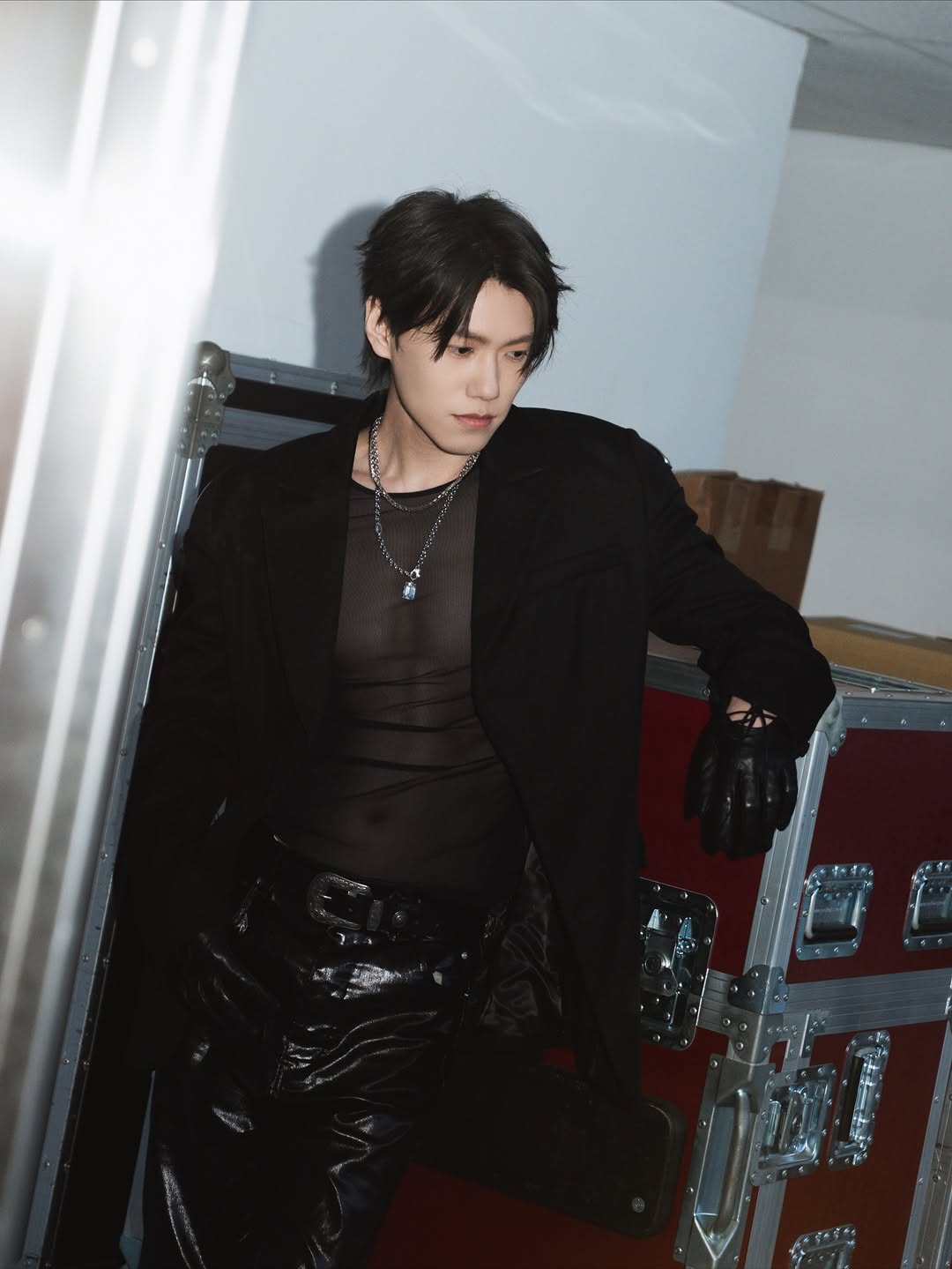 CINDER KISS台北簽唱會！
謝謝來自世界各地的妳們！
有妳們我覺得很幸福！

也謝謝熙早起被我挖起來陪我🥰
@siahoxi 

接下來12/27上海音樂會見了🔥🍊

Accessories：@hanshsu_official