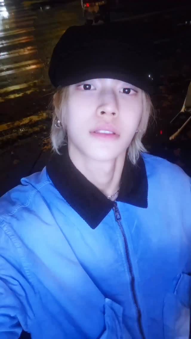 on a walk🤙

#RIIZE #라이즈
#RISEandREALIZE
#Fame #RIIZE_Fame