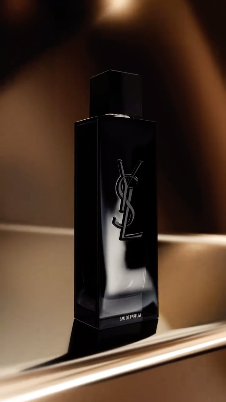 I’ll be by MYSLF under the mistletoe.