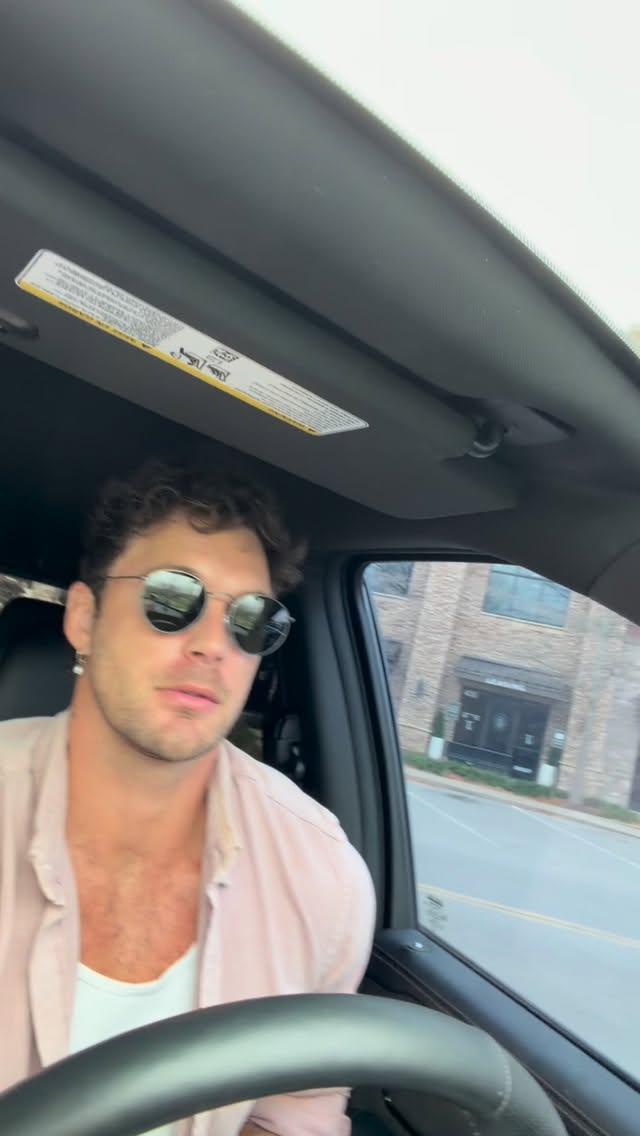 I only Cried a little 😂 My day at @skinspirit Getting BBL Treatment and MicroNeedling. Done by @medaestheticpa