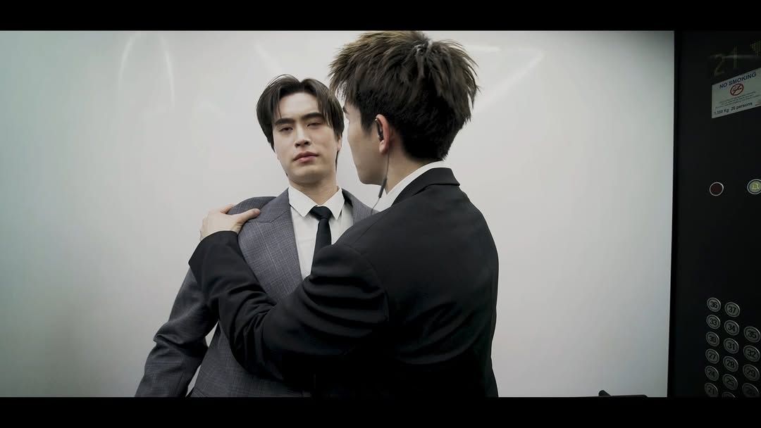 เคาะ 3 ร้านเด็ดถูกปาก “เจมีไนน์-โฟร์ท” จะมีร้านไหนกันบ้าง บอกเลย Exclusive เฉพาะใน Lemon8 เท่านั้น ไปดูกันเลยยยยย

รับชมรายการเต็ม: https://youtu.be/_V_f78Ec1T8 

#Lemon8เปิดมุมลับกับเจมโฟ้ดEP2
#Lemon8เปิดมุมลับกับเจมโฟ้ด
#GMMTV