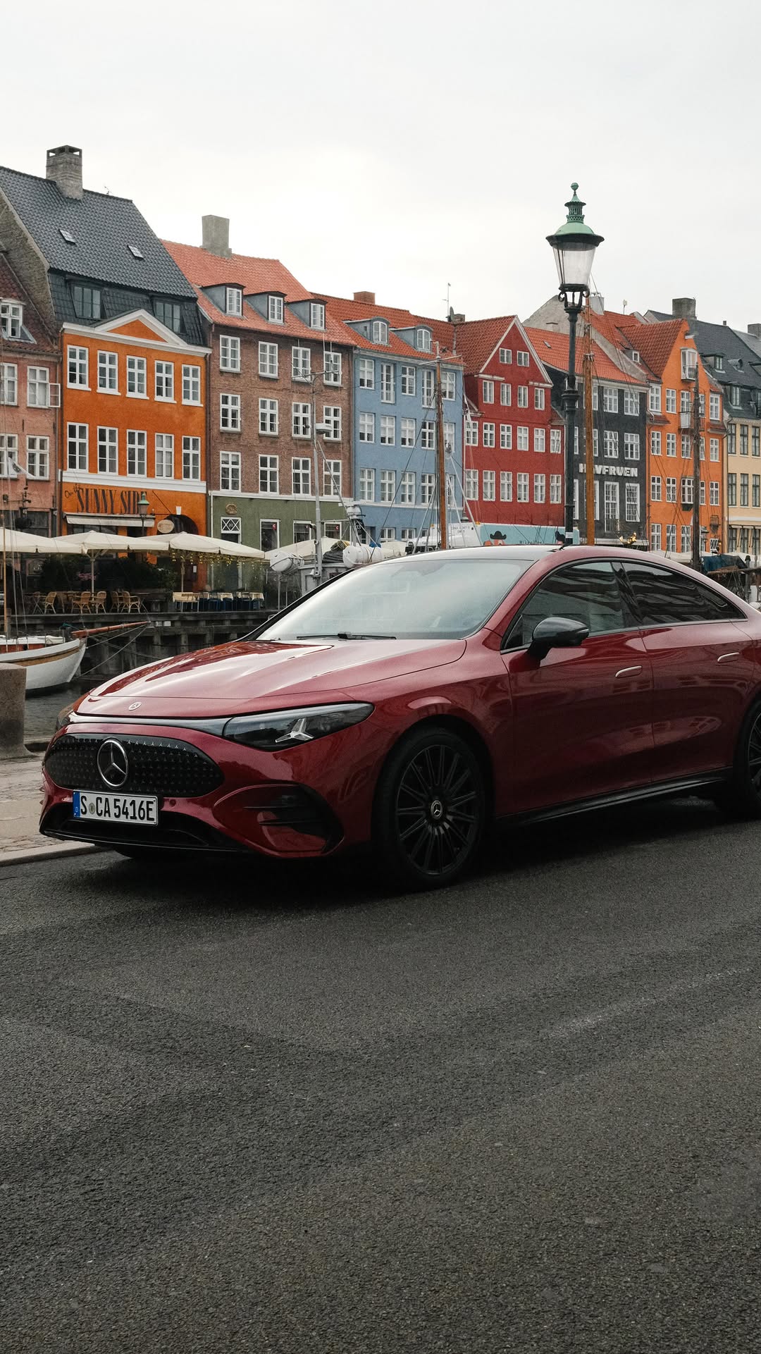 It’s not a colour. It’s a theory. 

📷 @sebastiankubatz for #MBcreator 

#MercedesBenz #CLA