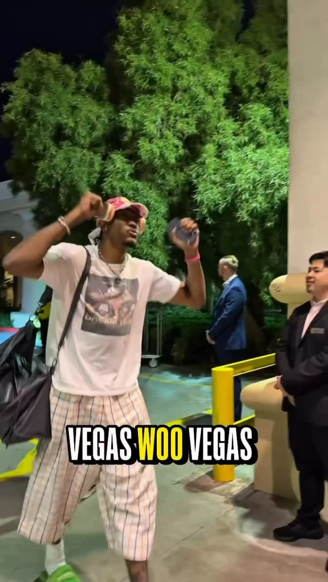 “We in Vegas. Anything’s possible. Let’s do it!”

Thunder land in Vegas ready to compete for the Emirates NBA Cup ⚡️

They will face the Spurs in the Semifinals on Saturday at 9:00pm/et on Prime.