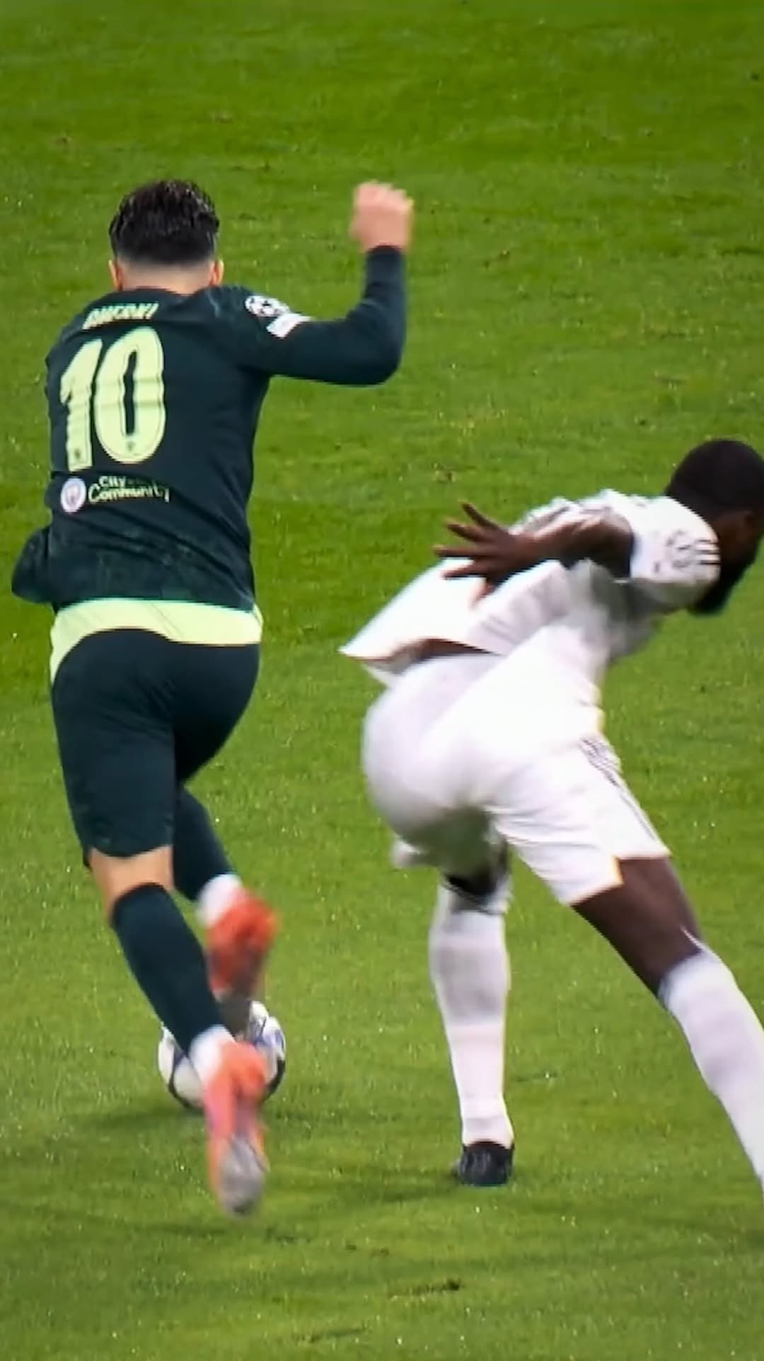 Rayan Cherki 😮‍💨