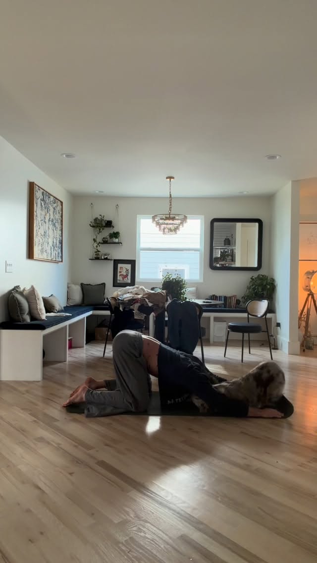 The Morning Stretch Session Takes Two ✌️ Apparently