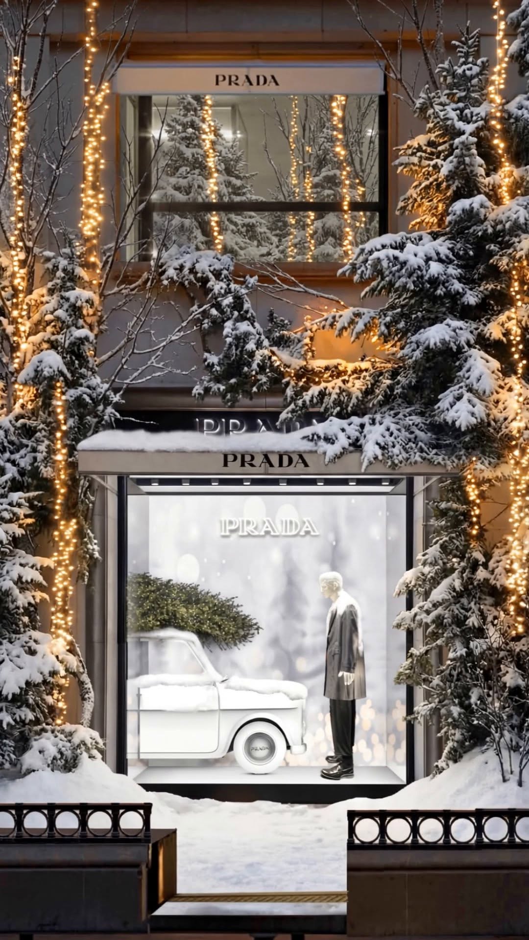 The holiday season meets elegance, with soft light and a sense of warmth in the air. 
Discover the Prada World. 

#PradaHoliday #PradaGifts #Prada