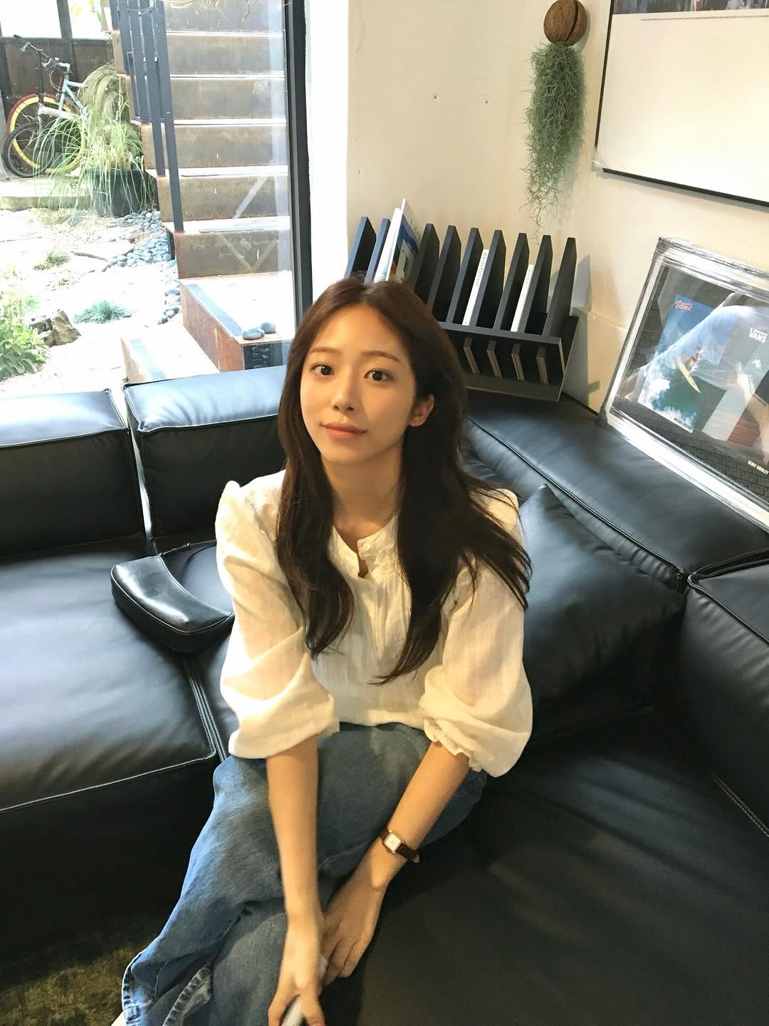 [#김주미] #유플러스티비 #미래의미래 #공개

나무의 𝘛𝘰 𝘋𝘰 𝘓𝘪𝘴𝘵✔️

⏰11:00 AM
아름다운ෆ 주미 배우가 나오는
유플러스티비 <미래의 미래> 3화 시청하기

#KIMJUMI #최세연 #Someday_of_me #나무엑터스 #NAMOOACTORS